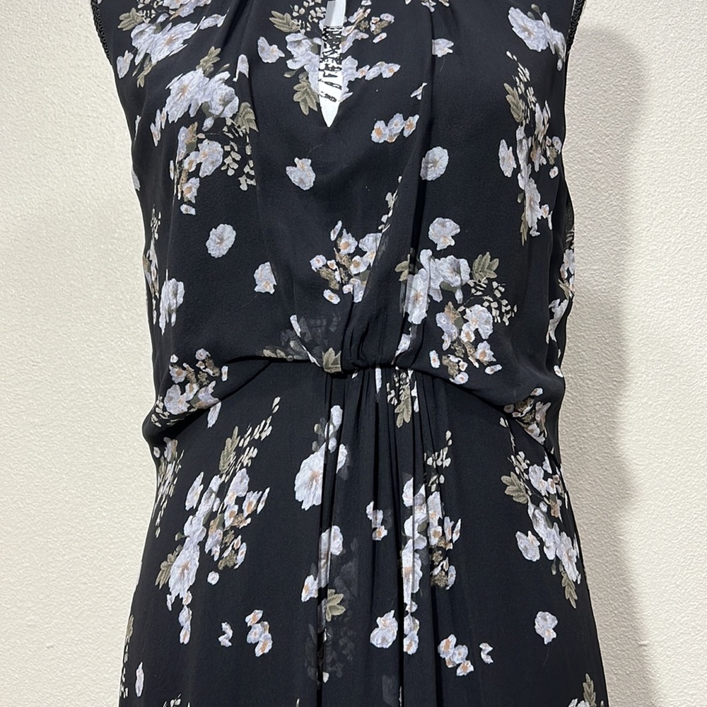 Vince Dress - Picture 3 of 12